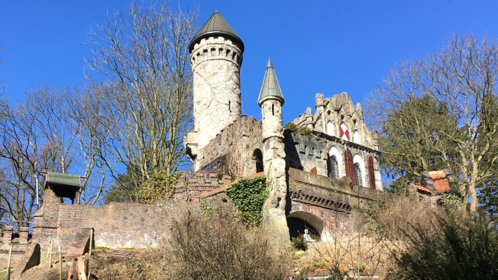 Burg Henneberg Vier
